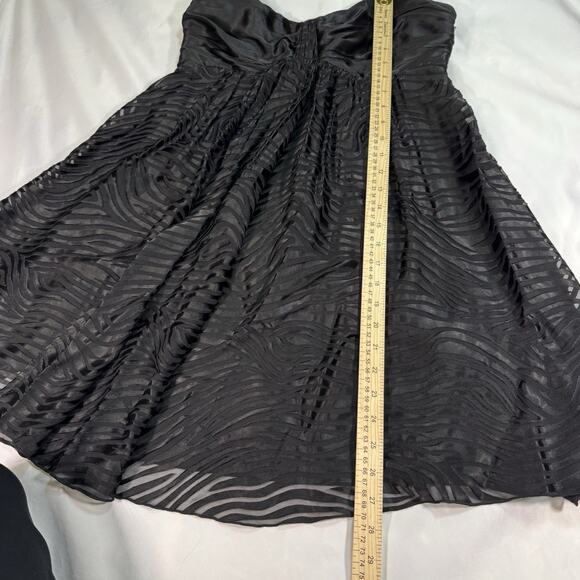 EXPRESS Black 95% Pure Silk Tube Strapless Babydoll Short Mini Dress Size 8 - Picture 4 of 7